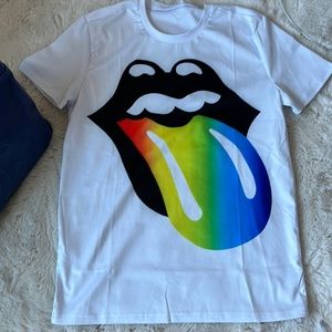 NWOT UNBRANDED WHITE TSHIRT